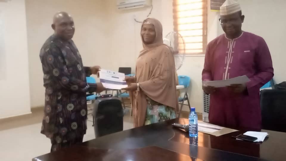 Award of Certificate for Participation to ICT 1
